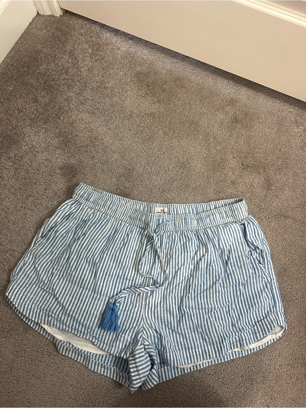 Vineyard Vines Light Blue and White Striped Drawstring linen boxer Shorts